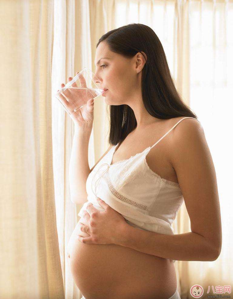 懷孕長(zhǎng)痘痘生男孩嗎？生男生女正確解說(shuō)