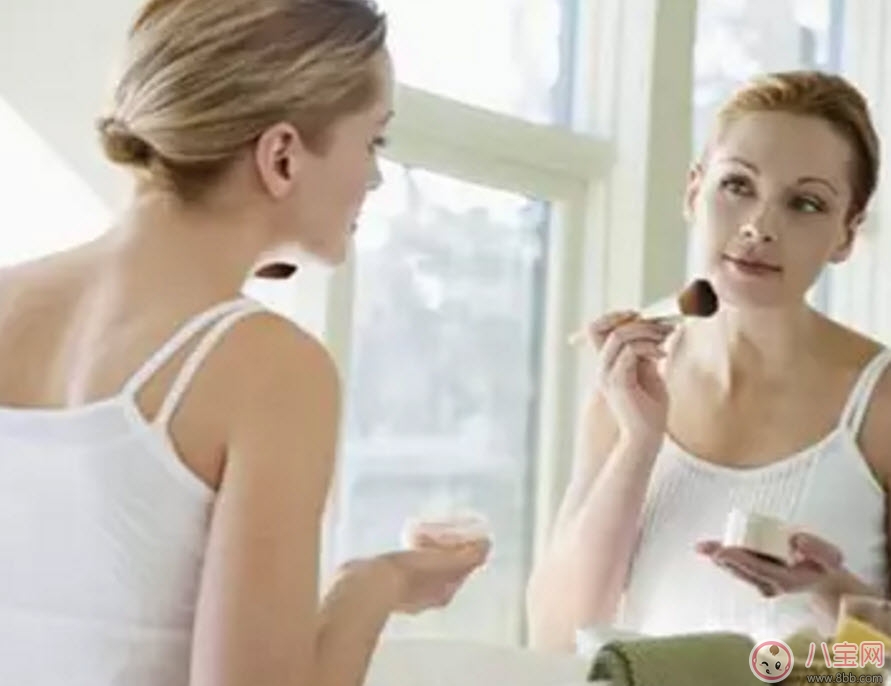 懷孕期間變丑是男孩嗎 女美娘男丑母這話準(zhǔn)嗎 懷孕期間變丑是男孩嗎 女美娘男丑母這話準(zhǔn)嗎