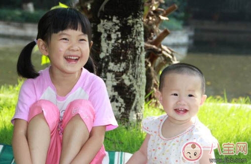 養(yǎng)一個(gè)孩子好還是兩個(gè)孩子好 養(yǎng)一個(gè)孩子和兩個(gè)孩子的區(qū)別