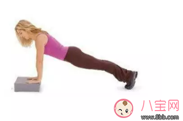 不用做豐胸手術(shù) 簡單運動豐胸最靠譜