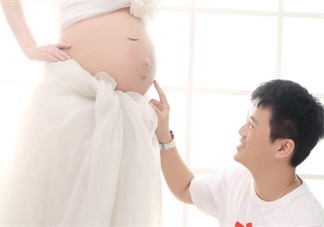 爸爸不跟胎寶寶說話會怎么樣 想跟胎寶寶說話怎么說