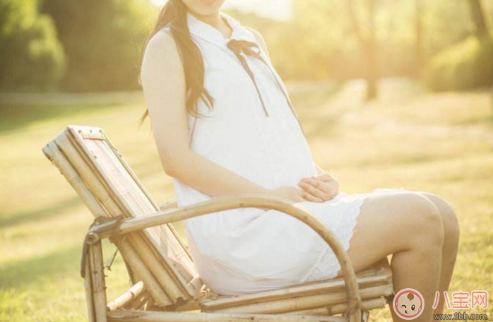 懷孕初期補(bǔ)充什么葉酸 懷孕媽媽營養(yǎng)補(bǔ)充健康攻略