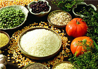 孕期能喝豆?jié){嗎   喝豆?jié){會引起寶寶濕疹嗎