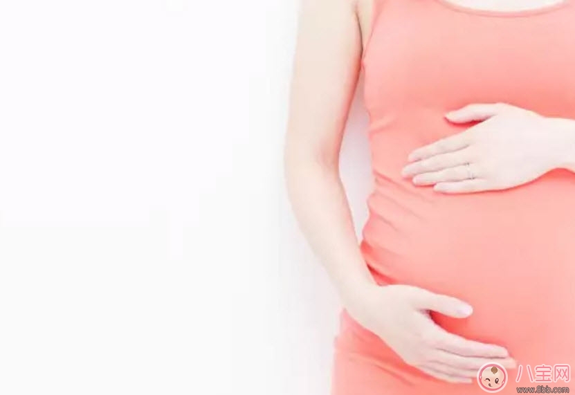 孕婦穿高跟鞋對寶寶有影響嗎 孕婦穿高跟鞋會有哪些危害 孕婦穿高跟鞋對寶寶有影響嗎 孕婦穿高跟鞋會有哪些危害