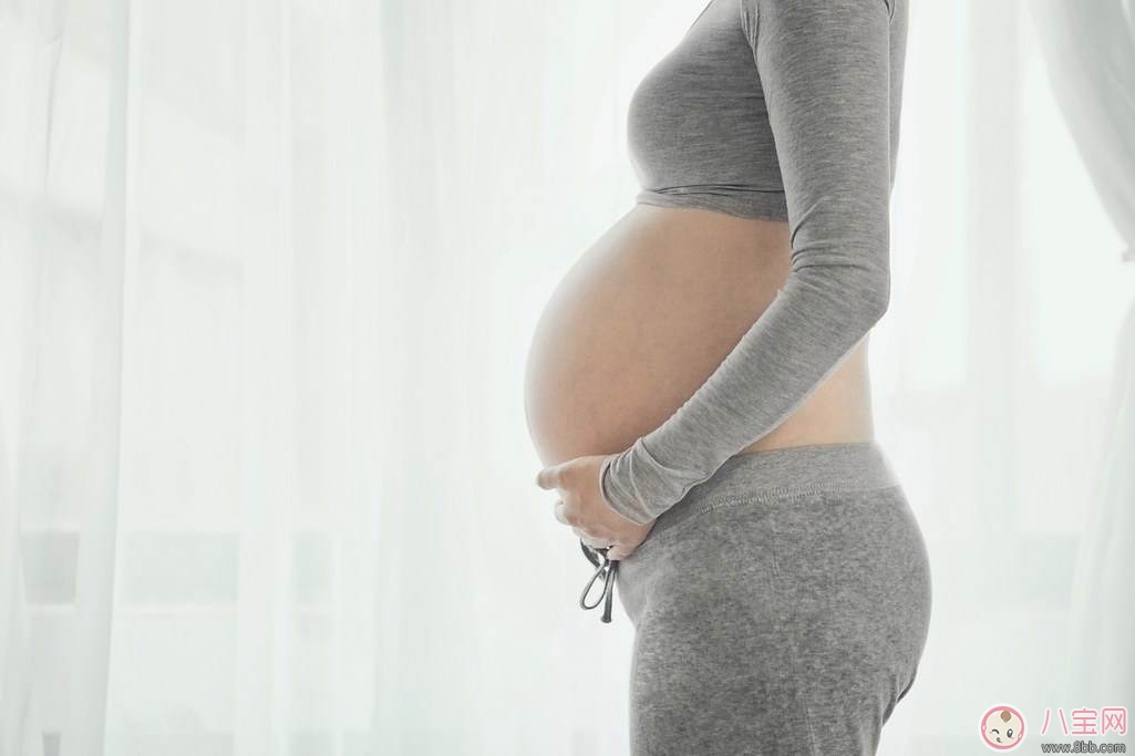 侯佩岑將再度經(jīng)歷產(chǎn)后疼痛！剖or順哪個(gè)更痛？