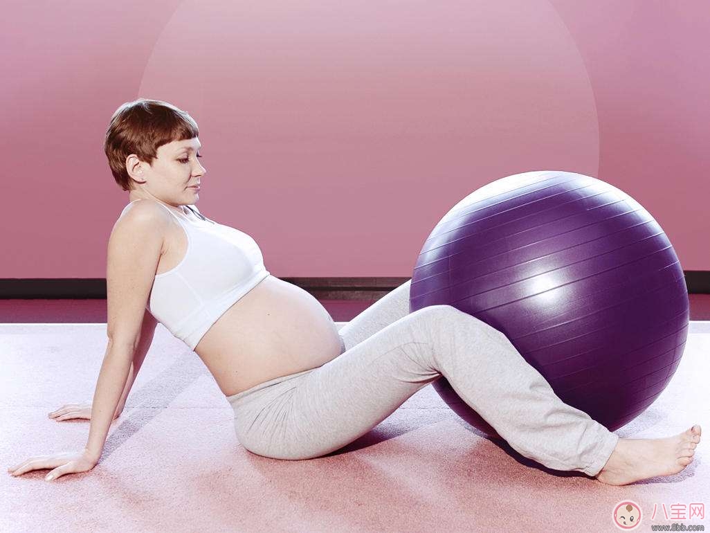 侯佩岑將再度經(jīng)歷產(chǎn)后疼痛！剖or順哪個(gè)更痛？