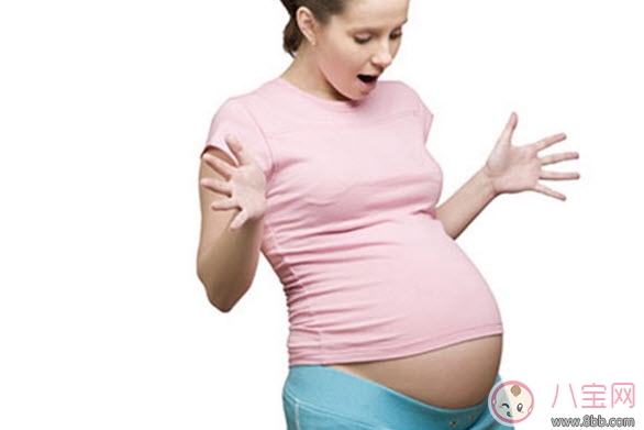 胎動(dòng)的感覺有哪幾種，各種胎動(dòng)代表什么意思(寶寶在說(shuō)話)
