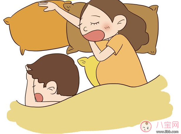 懷孕之后夫妻之間應(yīng)該怎么睡 懷孕夫妻睡姿推薦