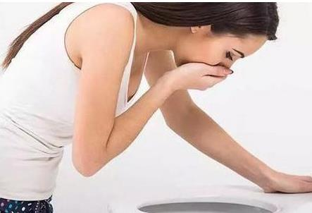 懷孕多久會有反應(yīng)      懷孕初期會有哪些反應(yīng)