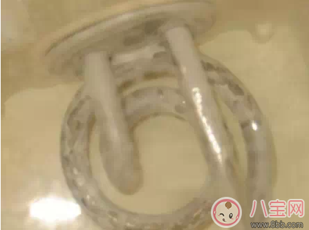 在外面住酒店怎么才覺(jué)得安心 帶孩子出門(mén)住酒店必備物品