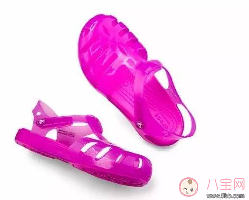 在外面住酒店怎么才覺(jué)得安心 帶孩子出門(mén)住酒店必備物品