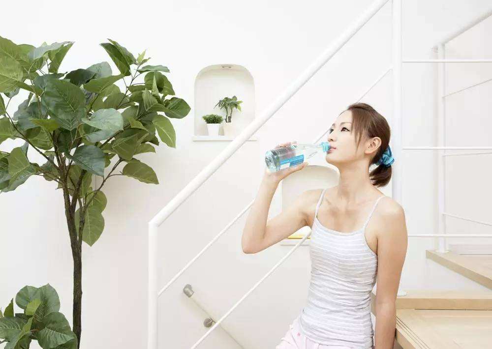 林心如產后快速恢復苗條？產后普拉提讓胸部美回來！