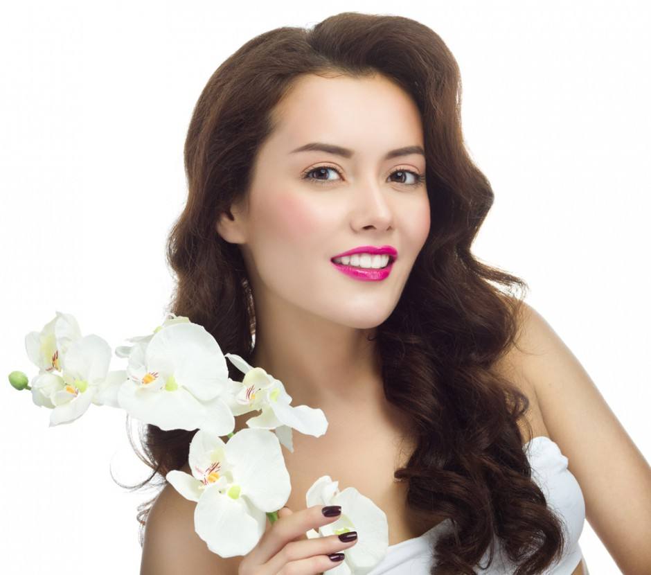 1分鐘瘦臉操教程 輕松打造心機(jī)小臉美人