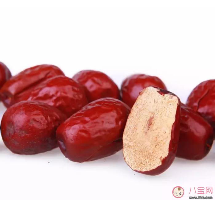 哺乳期喝杏仁奶好處多 美容養(yǎng)顏還補鈣 哺乳期喝杏仁奶好處多 美容養(yǎng)顏還補鈣