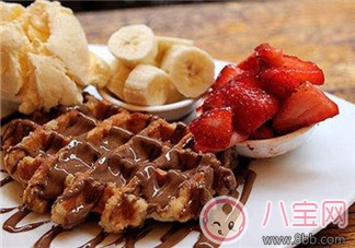 女性心情低落壓抑時  哪些食物不應(yīng)該吃