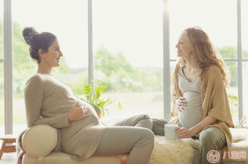 產(chǎn)后掉頭發(fā)太厲害會(huì)禿嗎 生完孩子掉頭發(fā)怎么辦