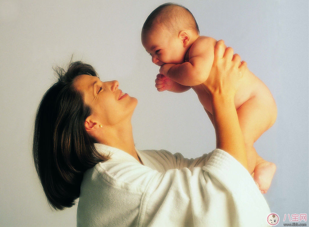 乳腺癌早期的癥狀 孕后如何預(yù)防乳腺癌 