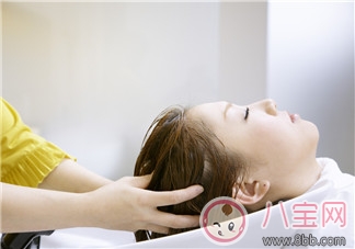 如何預(yù)防產(chǎn)后脫發(fā) 做美麗辣媽