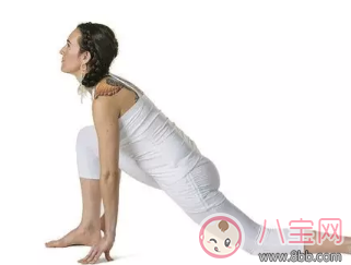 開肩開背瘦大腿 孕后減肥瑜伽來(lái)塑性