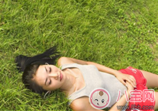 孕后減肥沒毅力 跟世界第一超模學(xué)習(xí)找對方法很關(guān)鍵