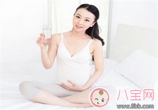 產(chǎn)后多久會來月經(jīng)    生完小孩后月經(jīng)多久來算正常