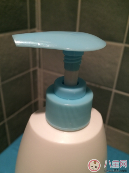 寶寶專用洗發(fā)水沐浴二合一推薦 米菲嬰童二合一洗發(fā)水沐浴露測評