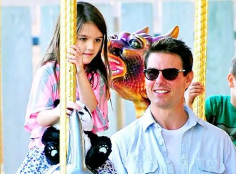 貝克漢姆鄧超周杰倫紛紛淪為“女兒奴” 有爸爸疼的女孩更有成就感