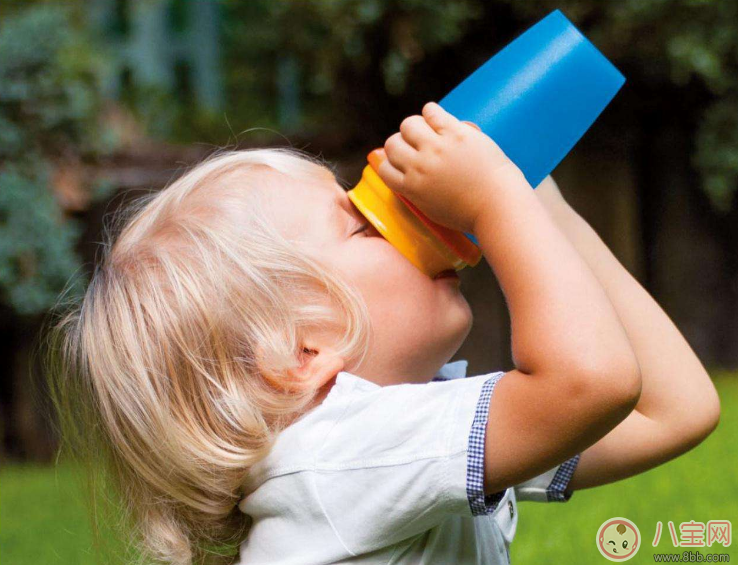 孩子開學喝水用什么杯子好 推薦孩子用Hello Kitty系列水杯