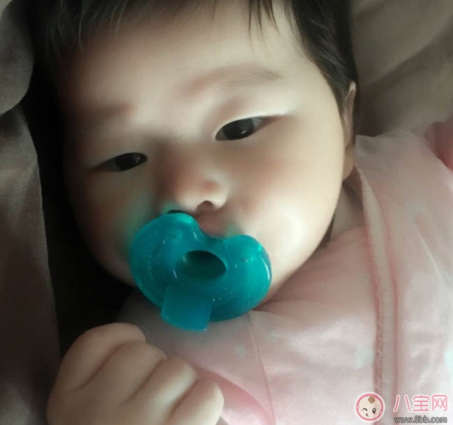 新安怡3號安撫奶嘴怎么樣 新安怡綠色安撫奶嘴好用嗎
