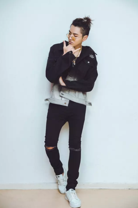 吳亦凡菠蘿頭高清圖 菠蘿頭雷人嗎？