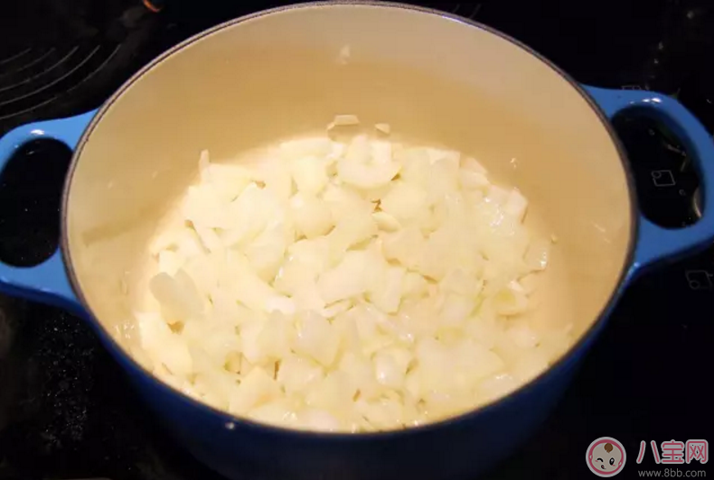 補(bǔ)充葉酸又能預(yù)防孕期便秘 干了這碗橙香胡蘿卜濃湯