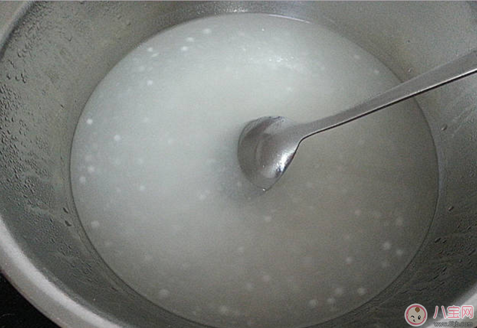 秋燥降火自制椰汁木瓜西米露 媽媽寶寶都愛(ài)吃！