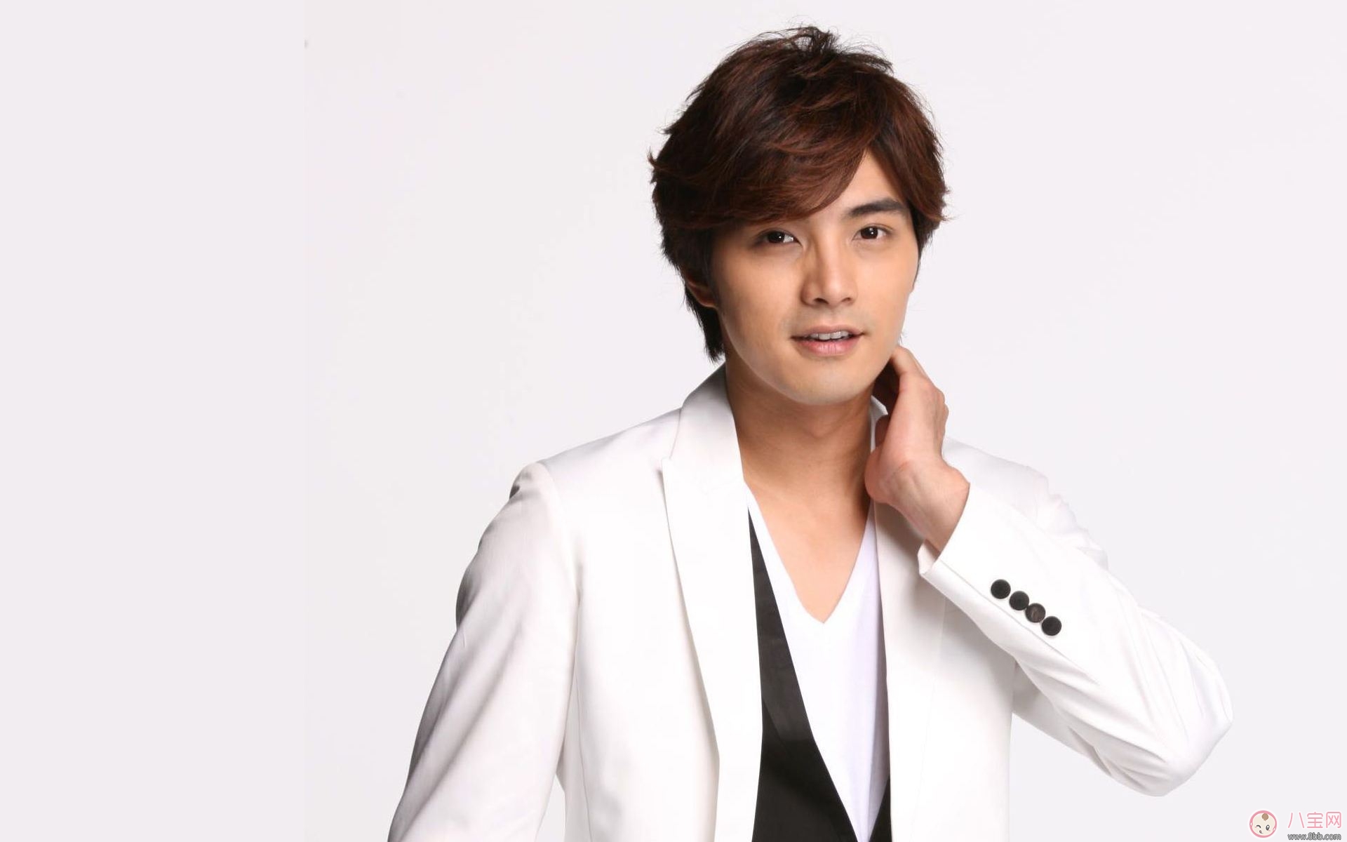 賀軍翔女兒基因強(qiáng)大 賀軍翔老婆是誰