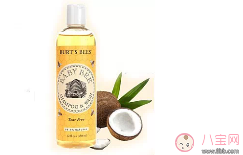 孩子到處爬爬爬身上臟 寶寶洗澡用沐浴露選擇方法