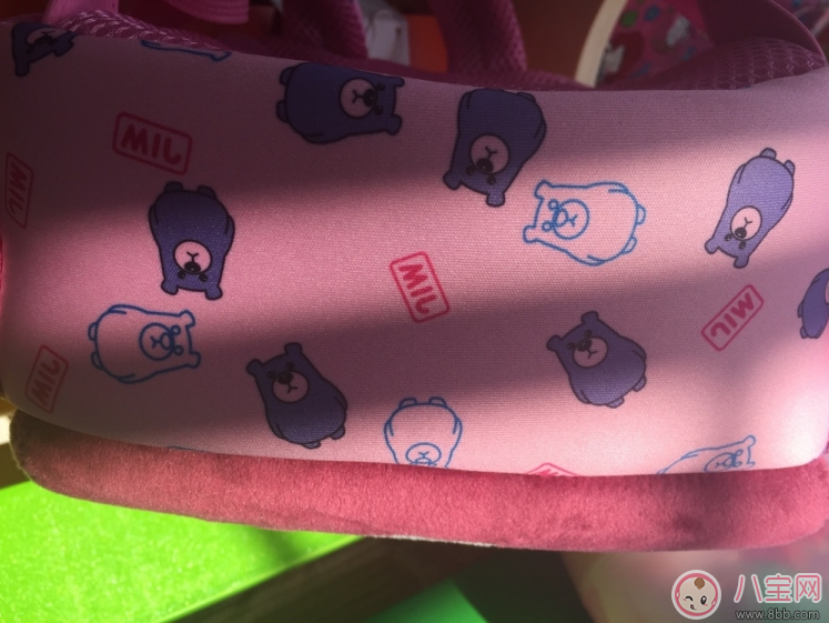 上學(xué)小書包用哪款好 uek幼兒園寶寶書包測評