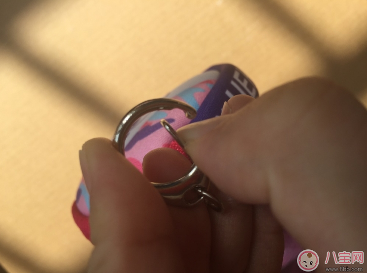 上學(xué)小書包用哪款好 uek幼兒園寶寶書包測評