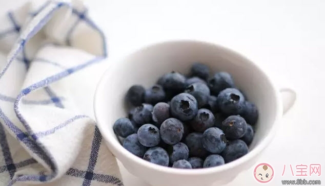 孕婦一天吃多少顆藍(lán)莓 孕婦吃藍(lán)莓怎么洗才干凈