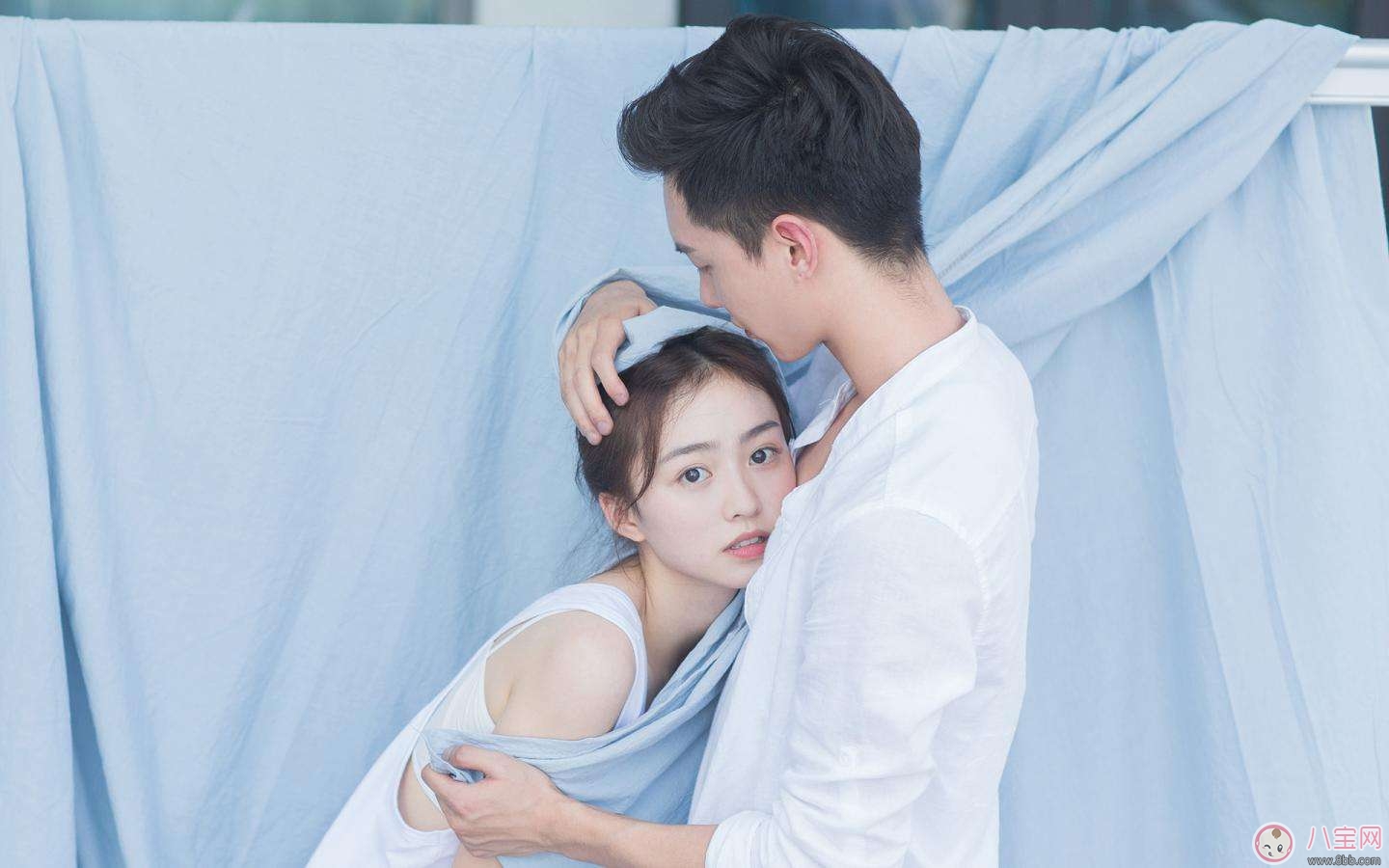 七夕送女朋友什么禮物好?200塊以內(nèi)，在線等，挺急的!