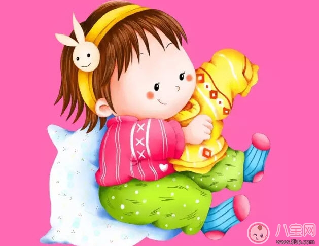 初秋需要給寶寶穿上一件肚兜嗎 初秋新生兒寶寶穿什么好 初秋需要給寶寶穿上一件肚兜嗎 初秋新生兒寶寶穿什么好