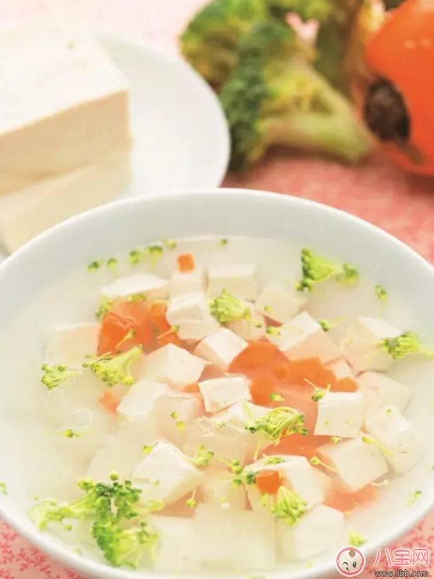 1歲寶寶食譜 該給TA吃點特別的食物了