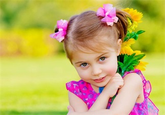 懷孕吃什么生出來(lái)的孩子皮膚白 吃什么孩子生得好