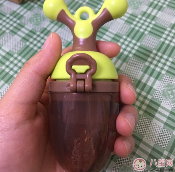 小白熊咬咬樂(lè)怎么樣 小白熊食物輔食訓(xùn)練器好不好