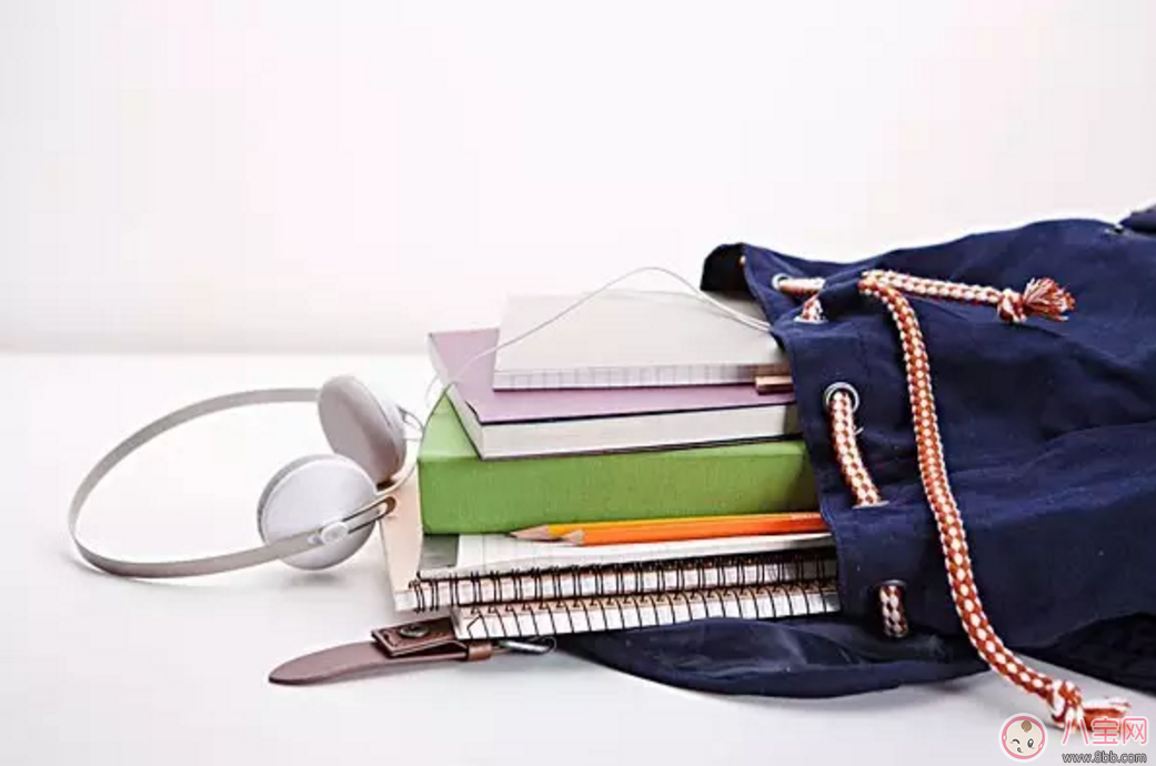 開(kāi)學(xué)季書(shū)包如何挑選  雙肩包VS拉桿包？