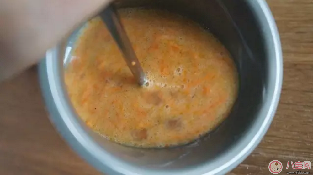 孩子不愛吃胡蘿卜 試試五分鐘胡蘿卜馬克杯蛋糕