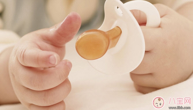 安撫寶寶的方法有哪些 必備5大安撫物品