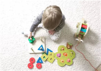 寶寶大腦發(fā)育需要幾種營養(yǎng) 影響寶寶腦部發(fā)育的六大飲食習(xí)慣有哪些