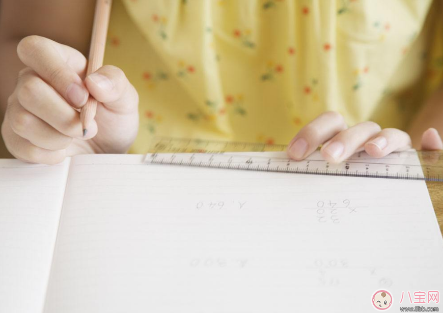 這樣選擇孩子的文具才會(huì)對(duì)孩子好 開學(xué)孩子文具選擇方法