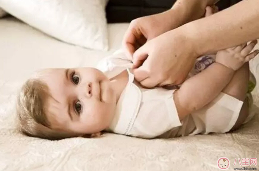 寶寶立秋之后穿什么衣服合適 寶寶秋凍應該怎么穿衣服