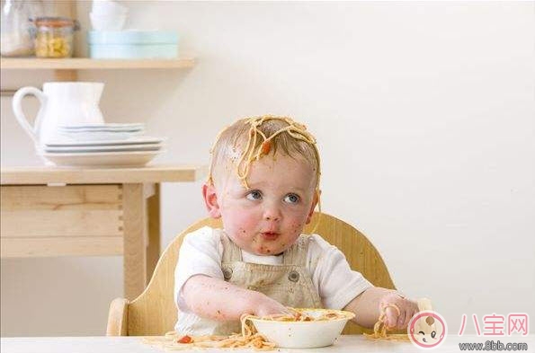 寶寶多大可以吃面條 寶寶面條如何挑選(寶寶吃面條注意事項)