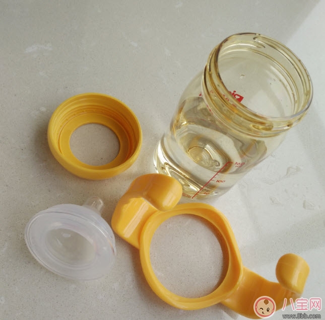 貝親奶瓶怎么樣 貝親奶瓶哪個(gè)型號(hào)好(寬口徑ppsu和玻璃奶瓶哪個(gè)好)